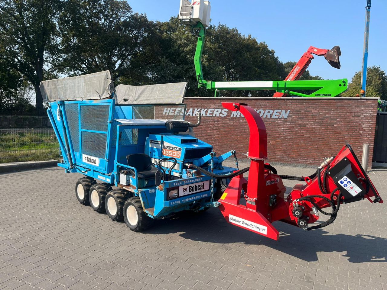 Mobiele hout versnipperaar / takkenversnipperaar