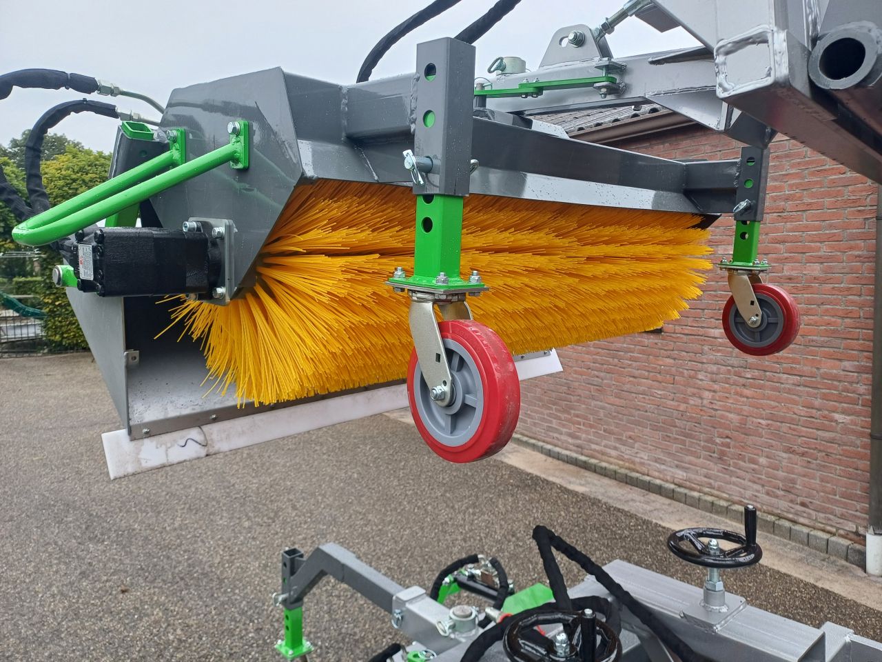 Rolbezem Hydraulische kiepen van de bak