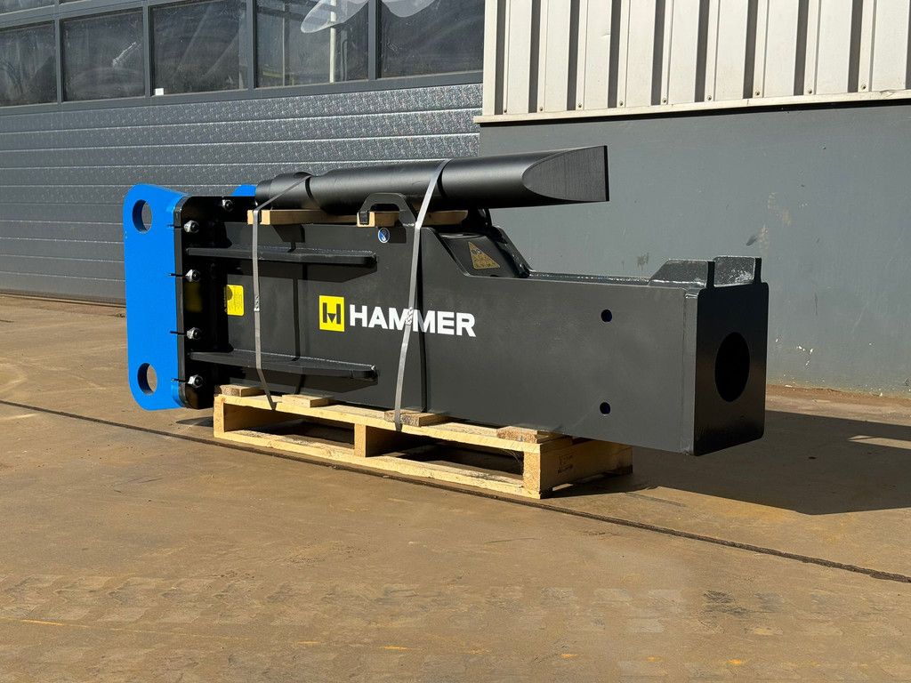 Hammer HS1700 fits 18-24 Ton excavator