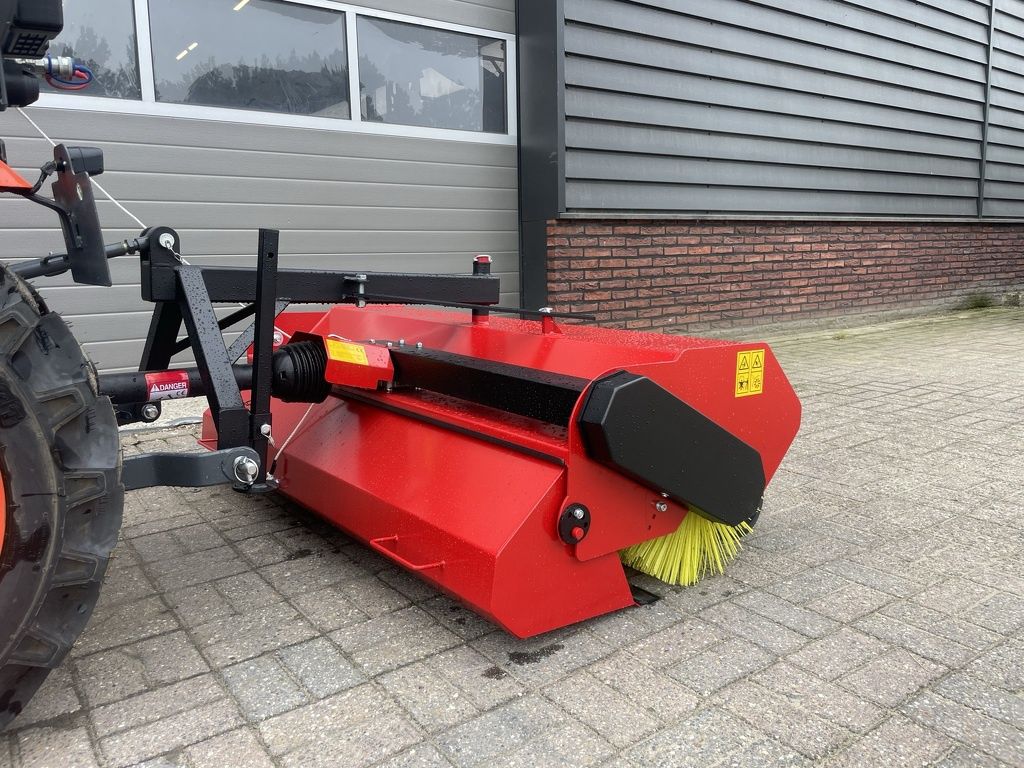 VM 150 veegmachine / veegborstel NIEUW voor minitractor