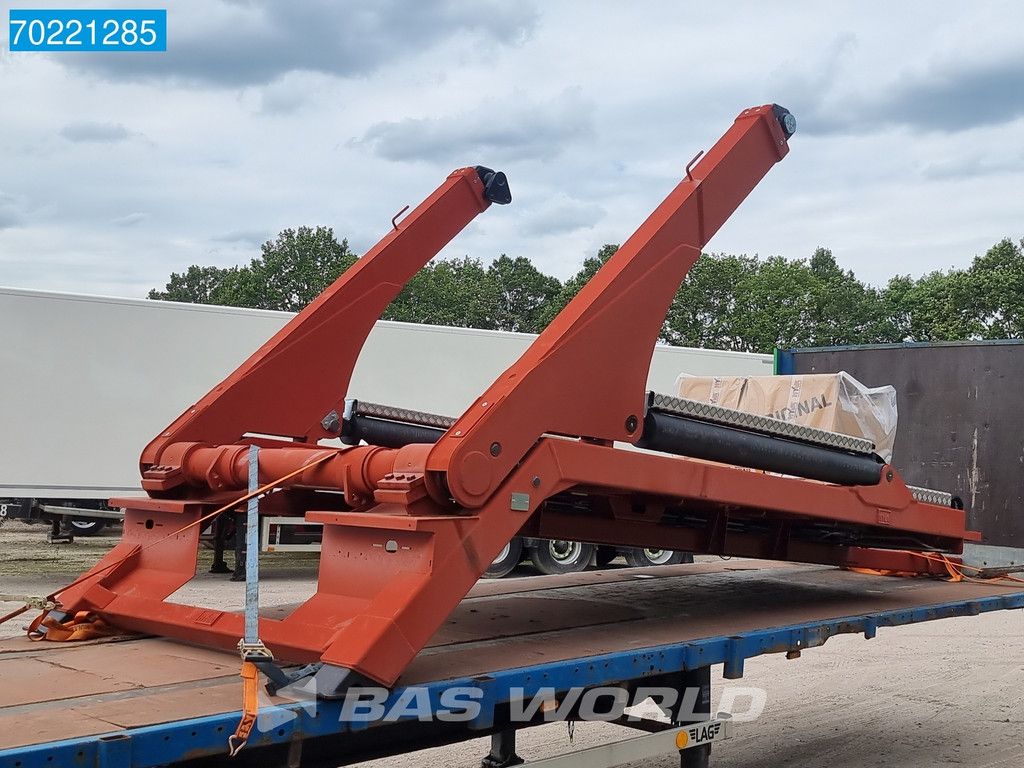 HYVA NG 2018 VAXL 6X2 18 tons HYVA SKIPLOADER ABSETZKIPPER 6x2