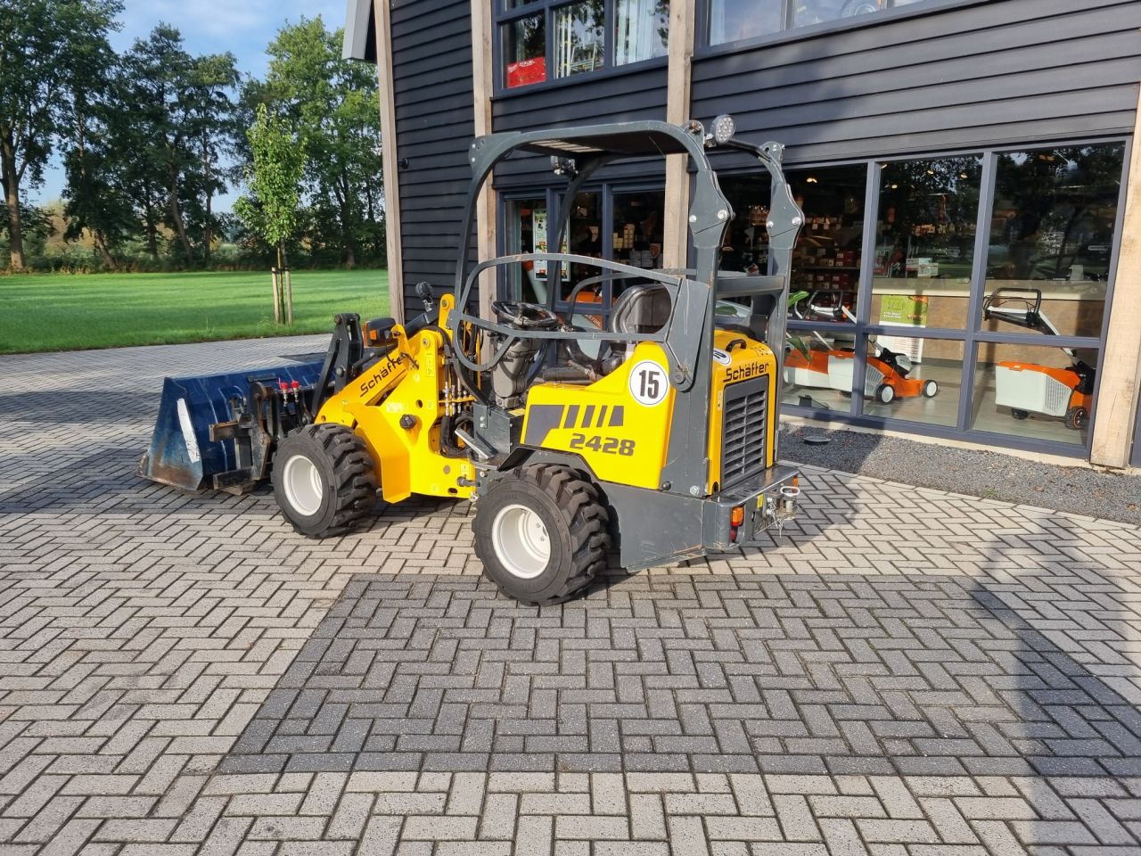 Gebruikte Schäffer 2428 shovel