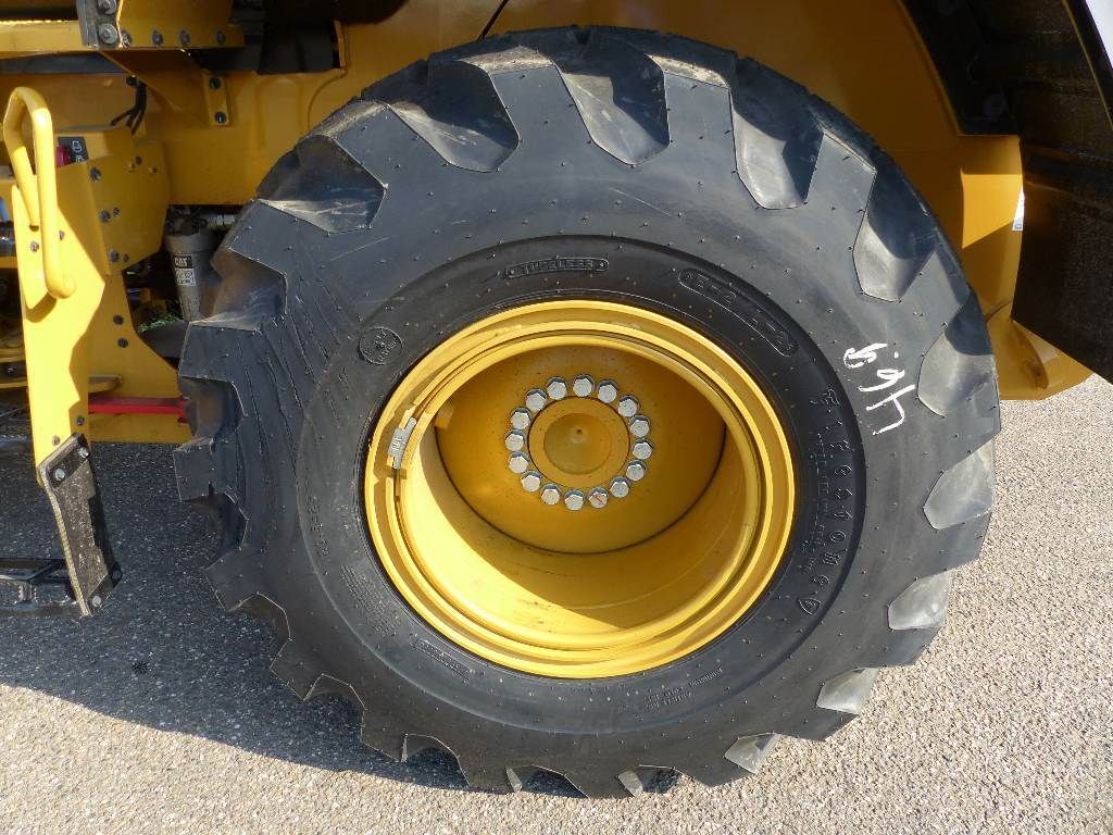 CAT 926 M