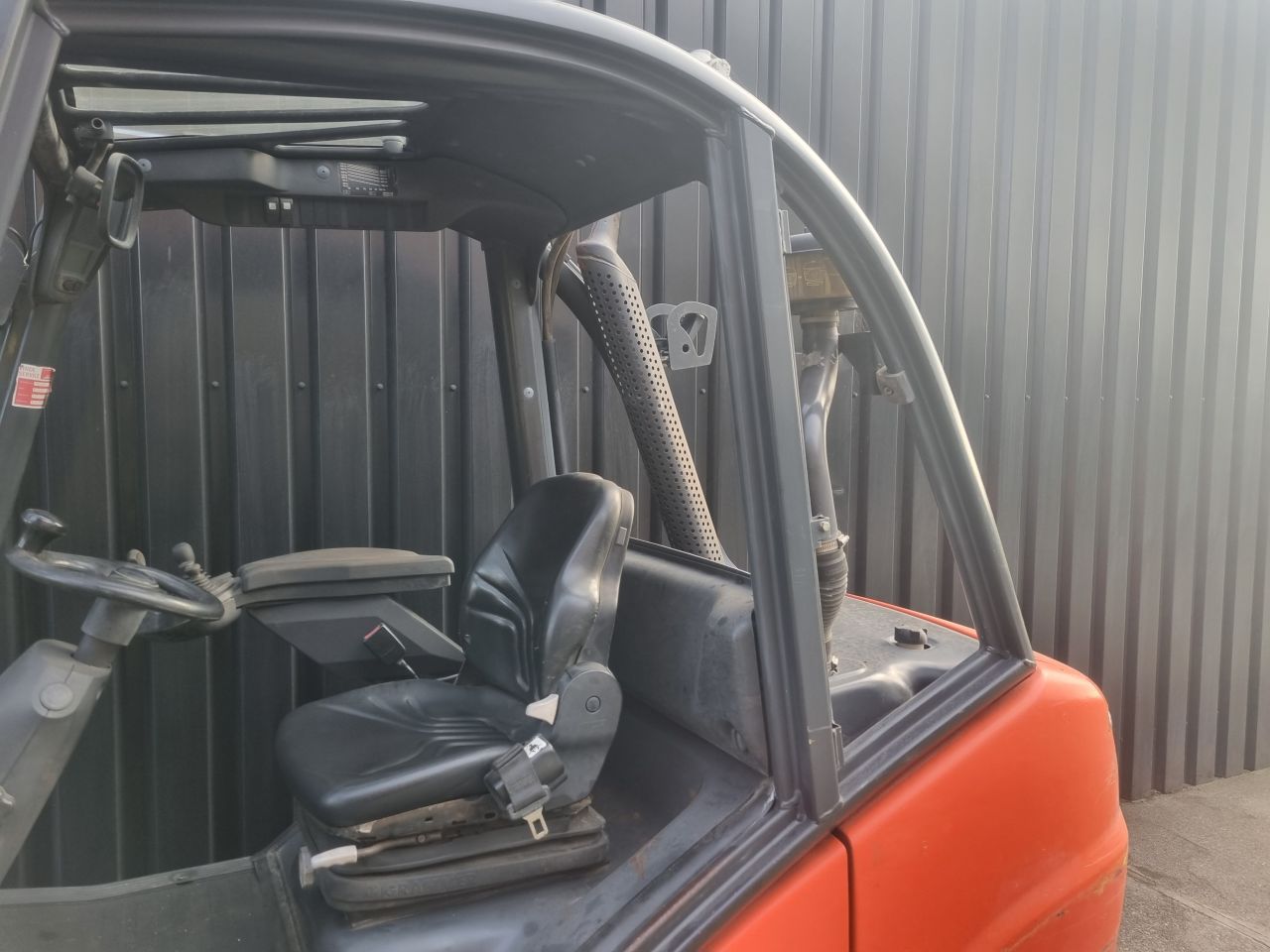 Heftruck Linde H30 diesel triplomast 4.80