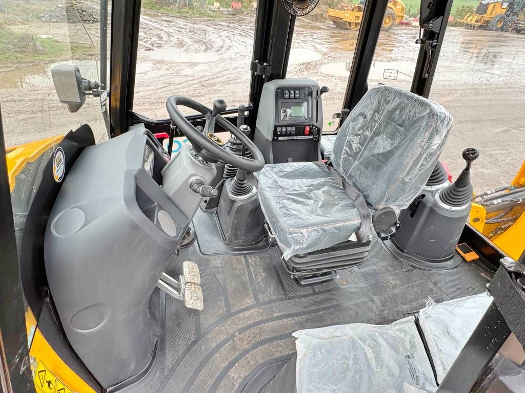 JCB 3DX / 3CX Plus 4WD - New / Unused / Hammer Lines