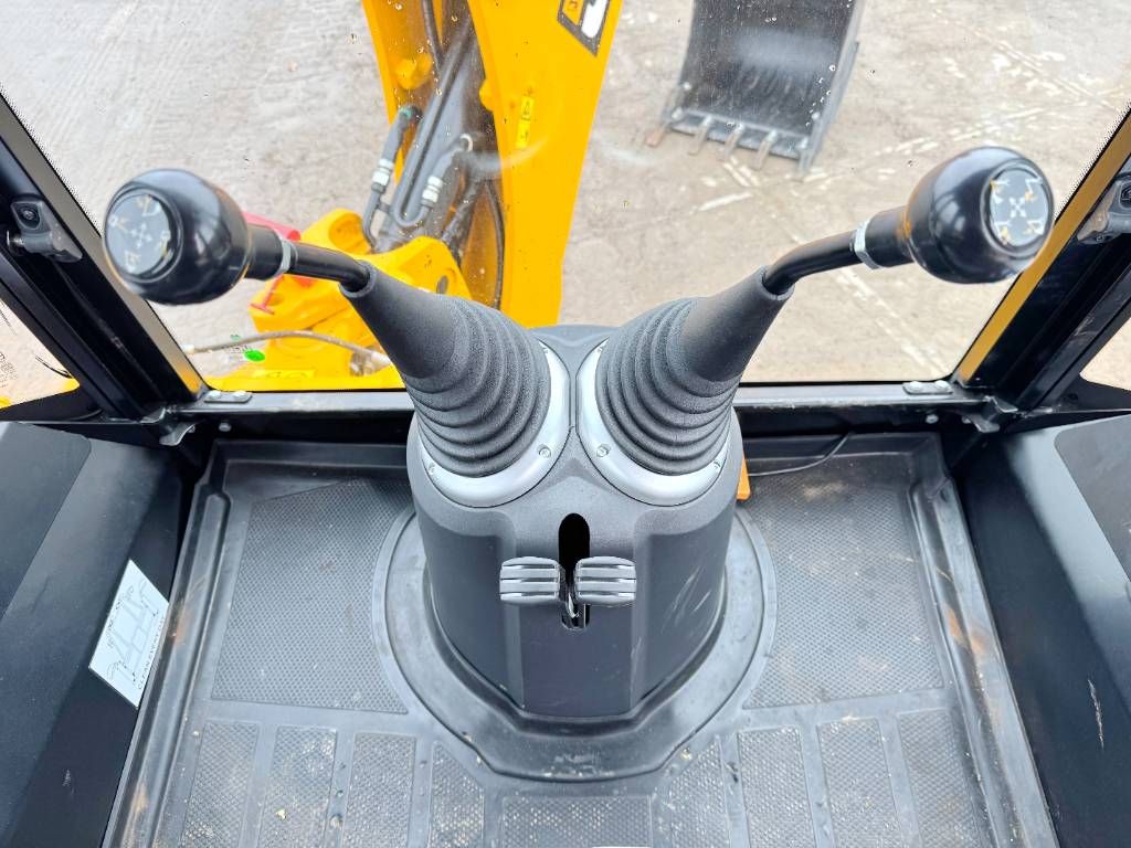 JCB 3DX / 3CX Plus 4WD - New / Unused / Hammer Lines