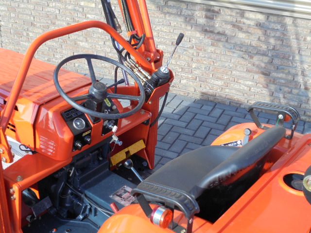 Kubota 1600