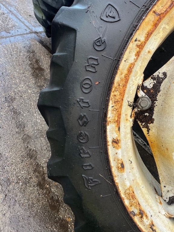 Trekkerband met velg set 11.2 R28 NR.13