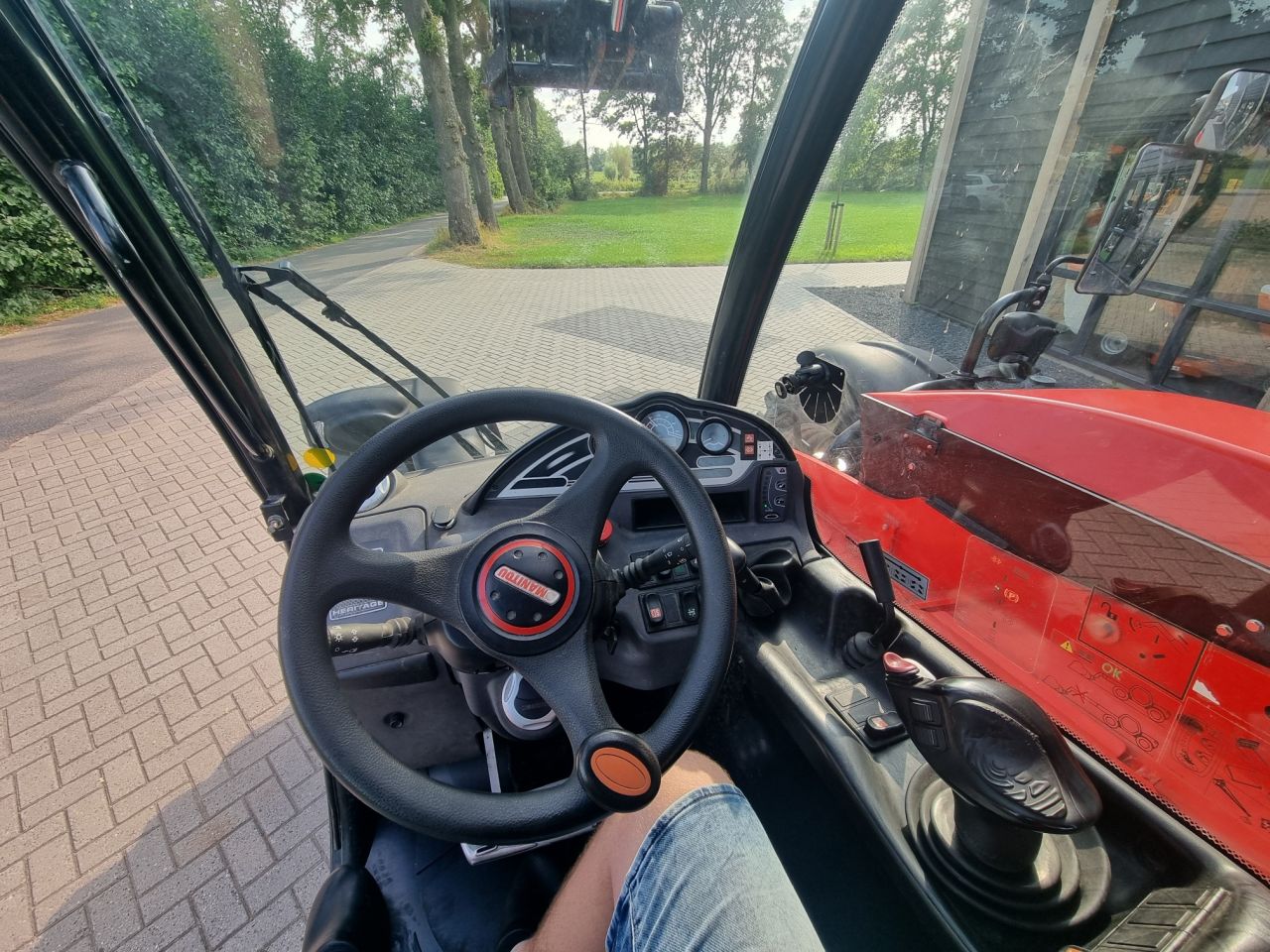 MANITOU MT 733 verreiker met hefhoogte tot 7 m