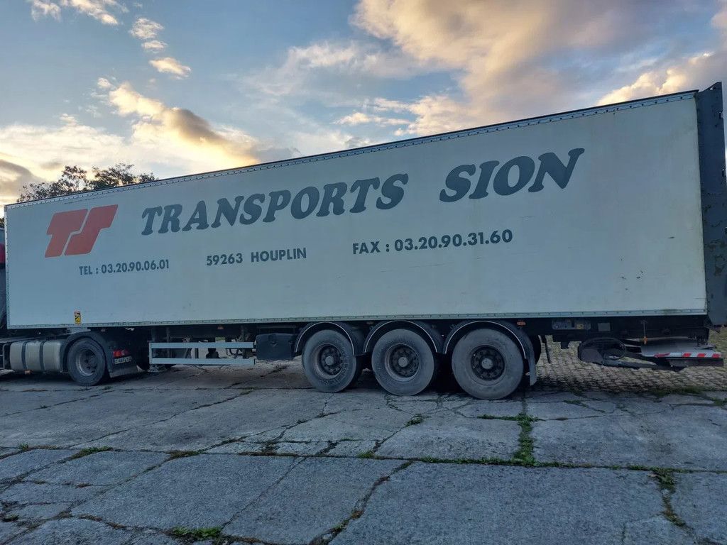 Fruehauf **BOX-3AXXLE**