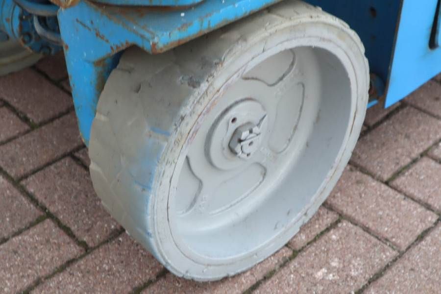 Genie GS2632 Electric, Working Height 10m, 227kg Capacit