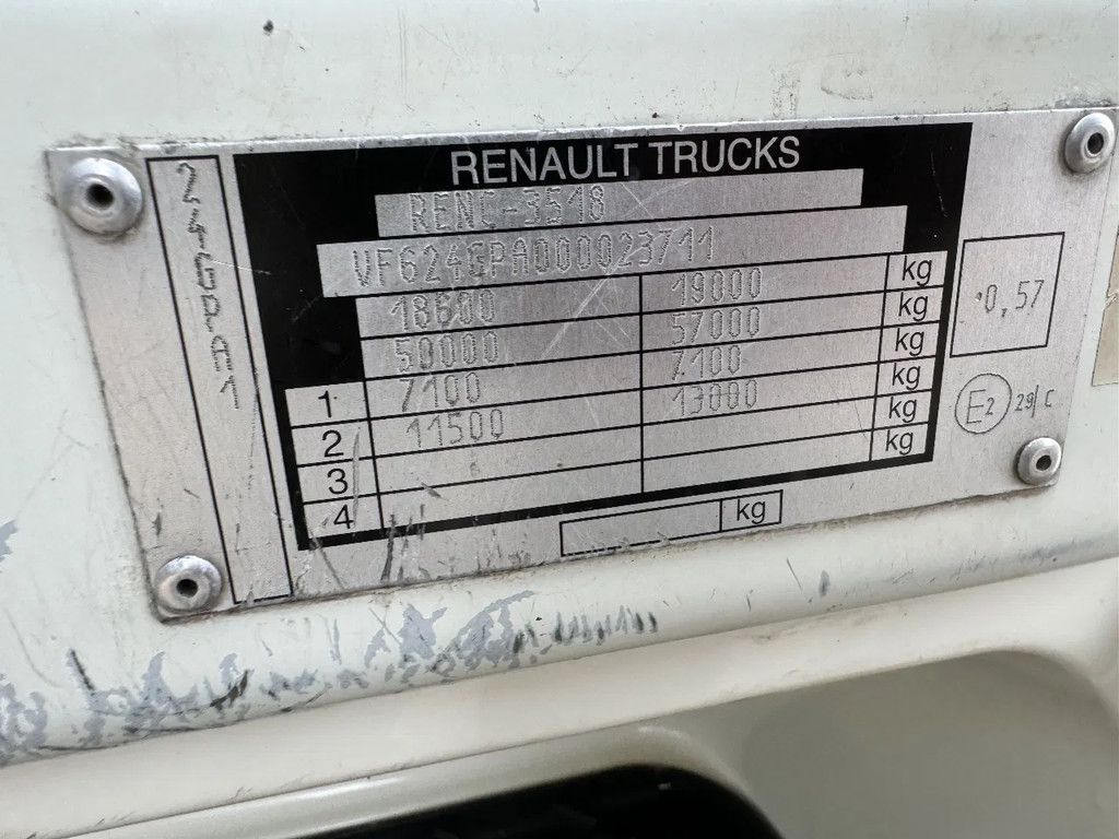 Renault Premium 450 4X2 2X Tank 774.550KM Side skirts NL Truck