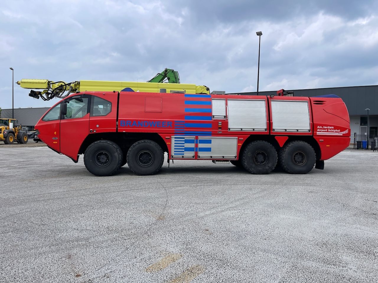 E-one Titan P6 HPR Crashtender Blusvoertuig