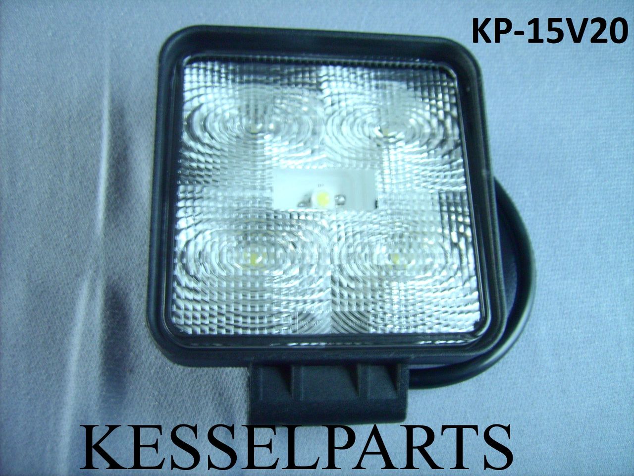 WERKLAMP DIVERSE MODELLEN 12/24V 15 TOT 48w