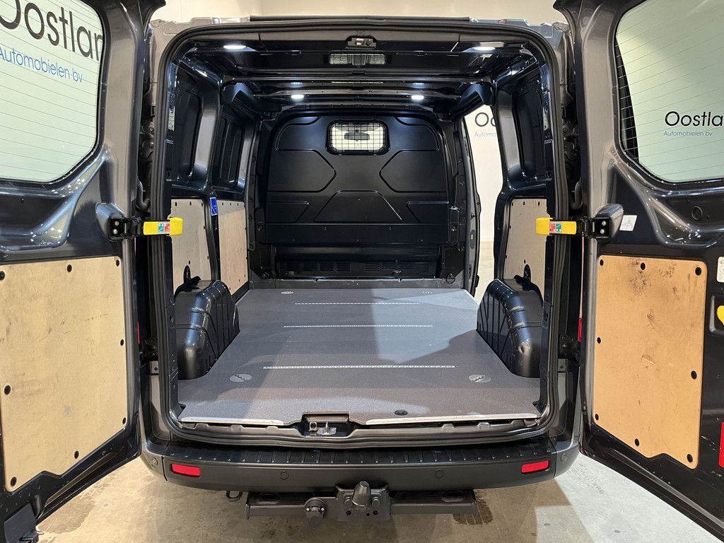 Ford Transit Custom 280 2.0 TDCI L1H1 Trend 130 PK / Euro 6 / Airco / Trekhaak / Cruise Control / PDC / 49.000 KM !! / BPM VRIJ !!
