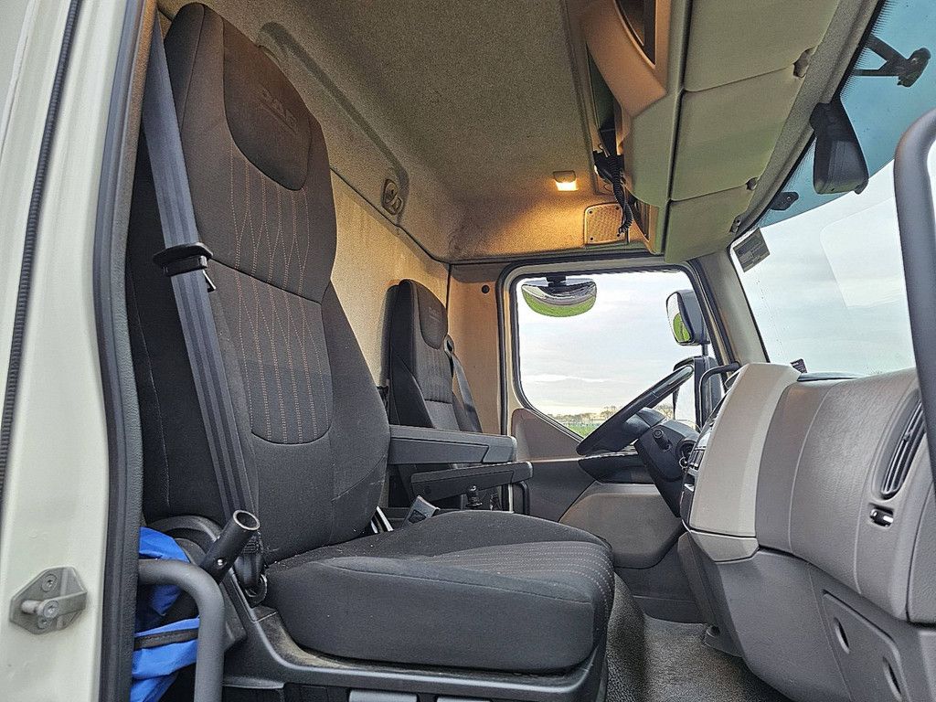DAF LF 210 7.49t airco box 7.3m