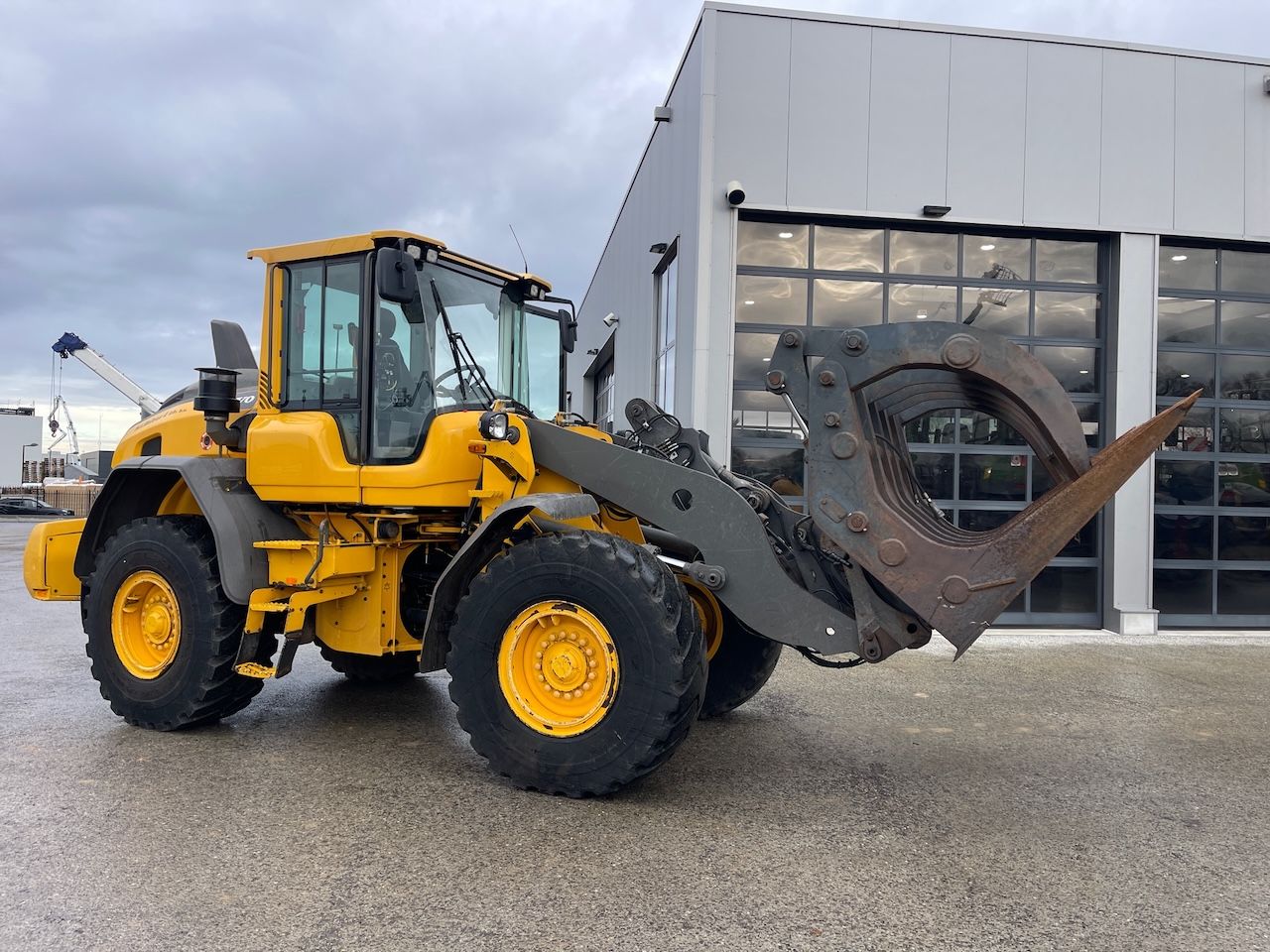Bomenklem Volvo shovel 253cm Volvo aansluiting