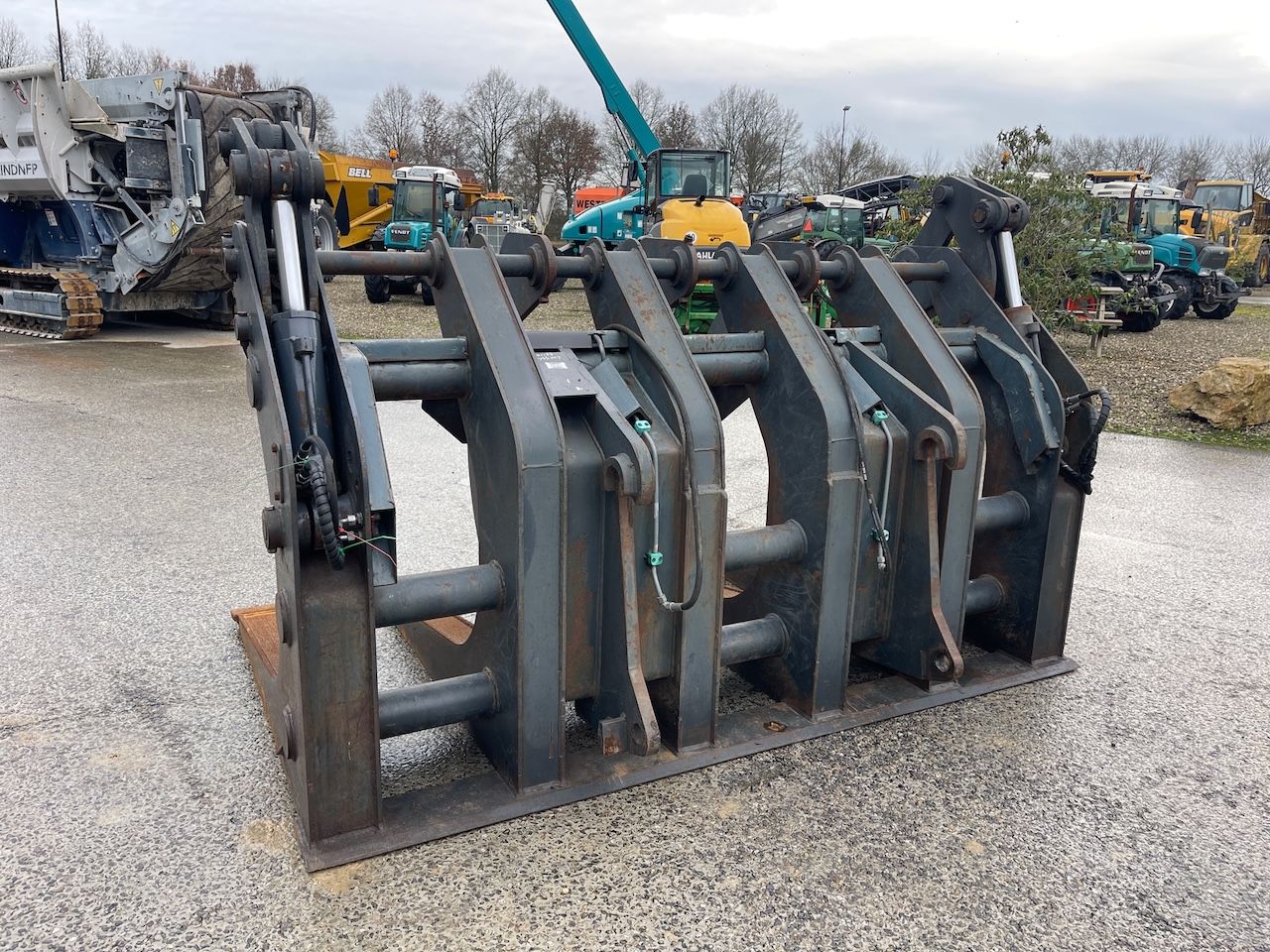 Bomenklem Volvo shovel 253cm Volvo aansluiting