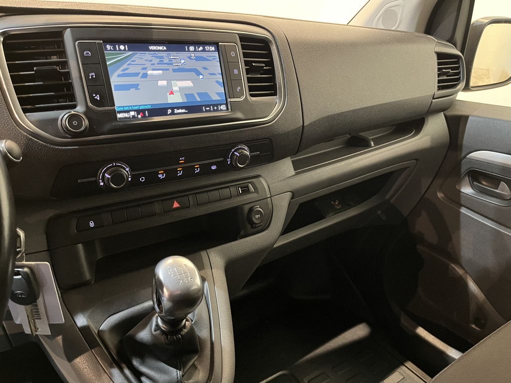Toyota PROACE Worker 2.0 D-4D Creator Long L3 DC Dubbel Cabine / Euro 6 / Airco / Cruise Control / Camera / Trekhaak / Navigatie / / BPM VRIJ !!