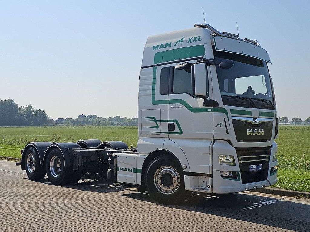M.A.N. 26.500 TGX 6x2-4 ll wb 420