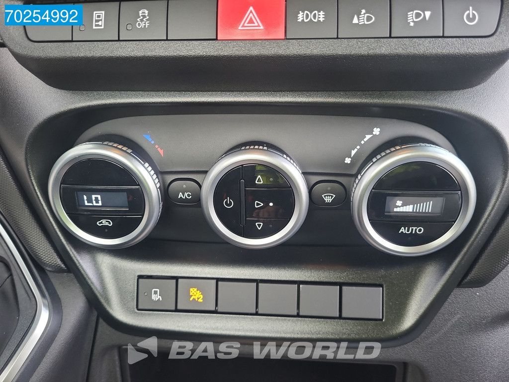 Iveco Daily 35C18 3.0L Automaat 2025 model 410WB Navi PDC Airco Cruise Chassis Cabine Fahrgestell A/C Cruise control