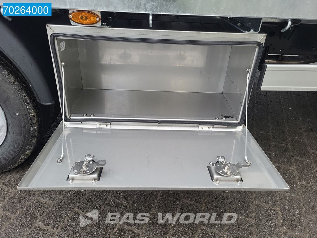 Iveco Daily 35C18 3.0 180PK Nwe model 2025 NL Open laadbak Dubbel Cabine Navi Camera Cruise LED 3,5T Trekvermogen Pritsche Pickup 3m3 Klima DOKA Tempomat