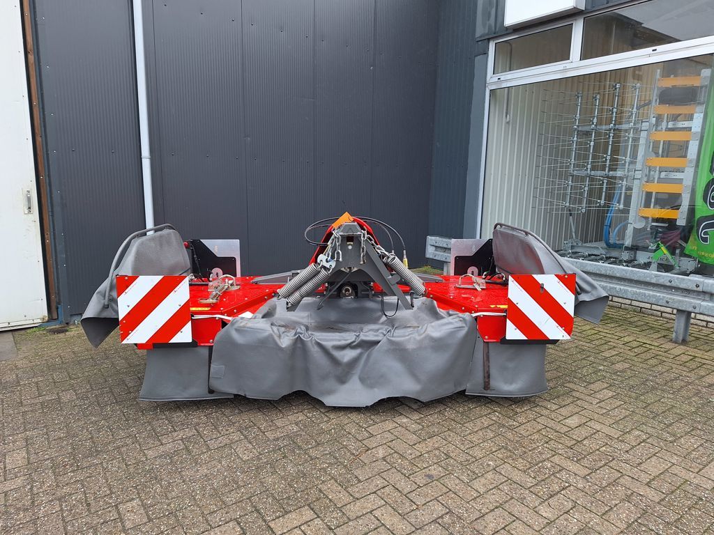 Massey Ferguson M 304 FP-V