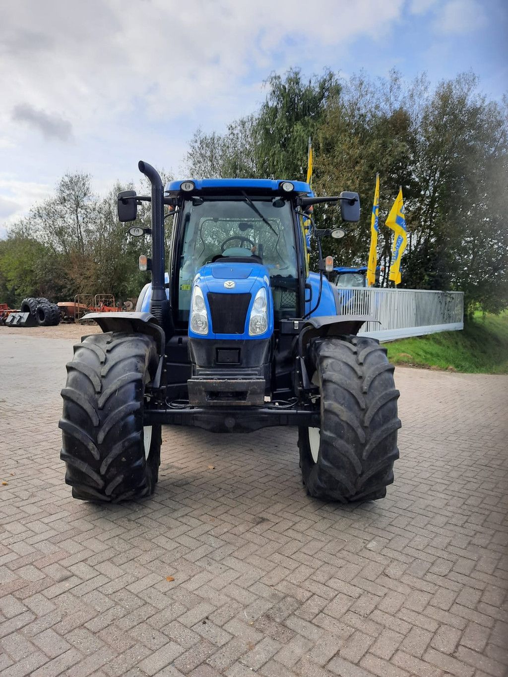 New Holland T6.165