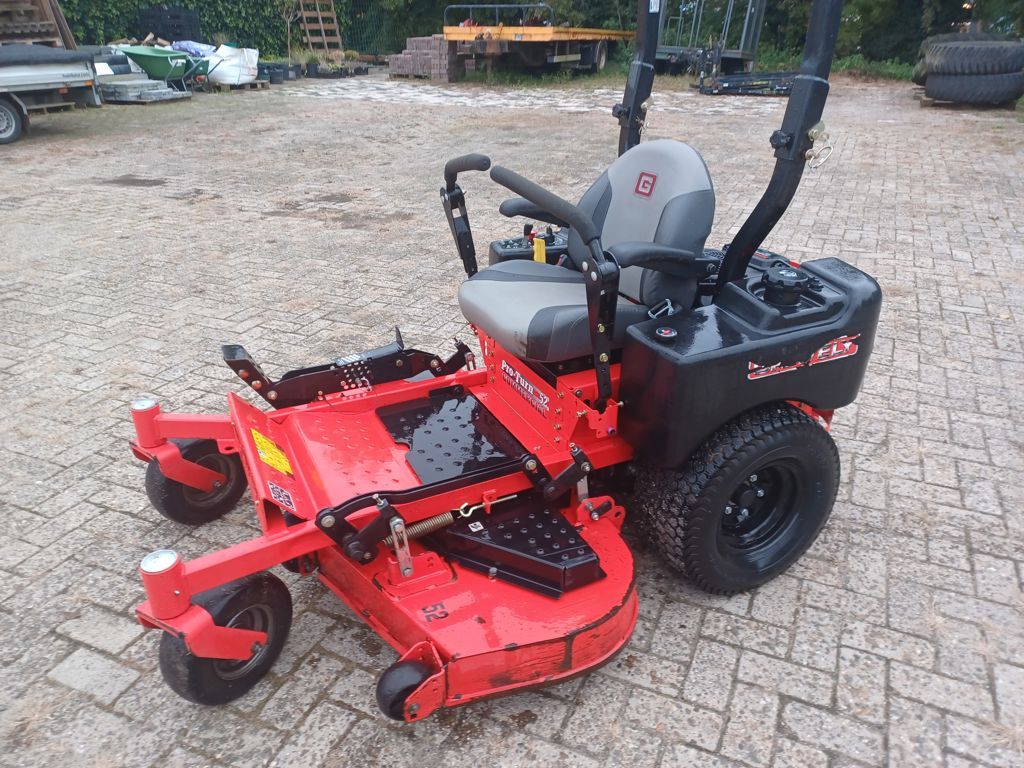 Ariens Gravely Pro turn 52
