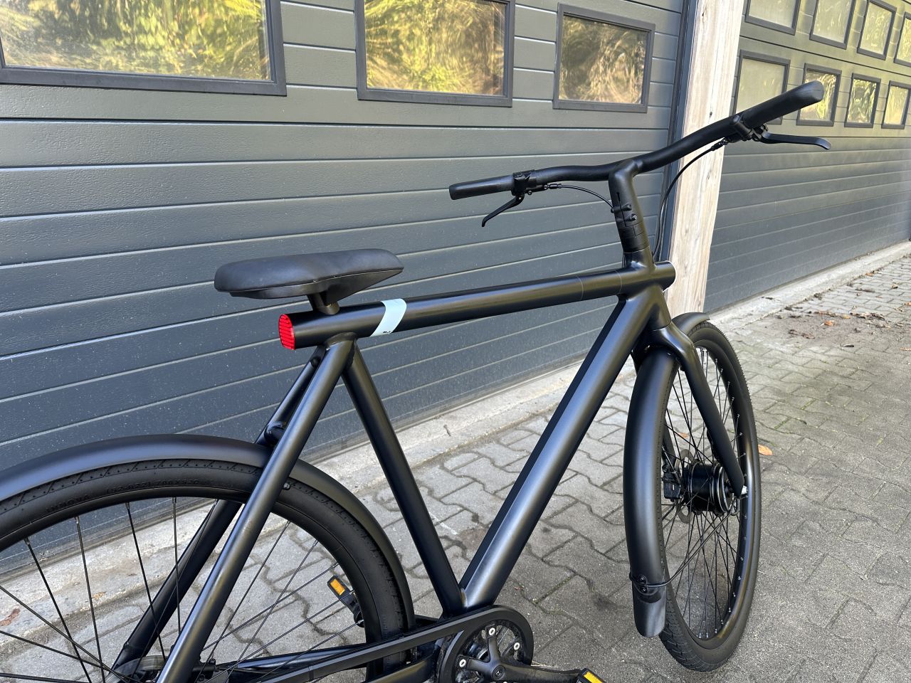 Vanmoof S3 Dark: zgan. 1199km, incl. btw en Factuur
