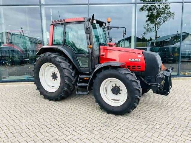 Valtra 6850 Hitech Fronthef+PTO, Airco