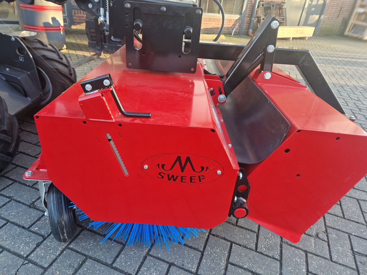 M Sweep HSTV600-SP