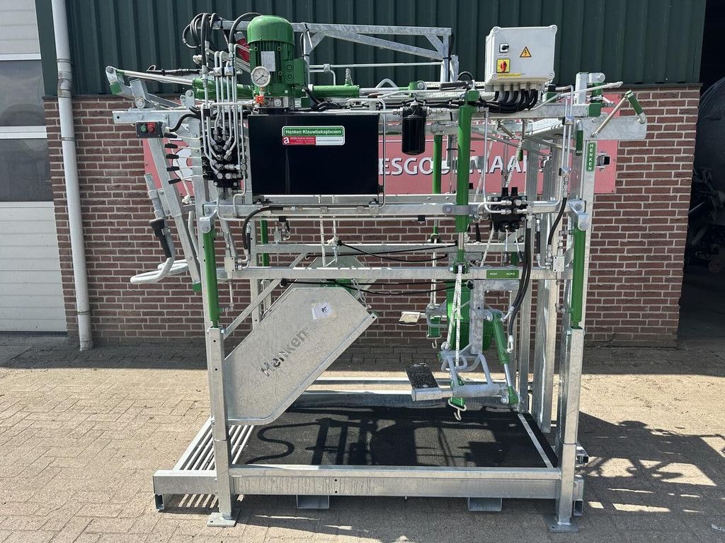 Henken type L hydra