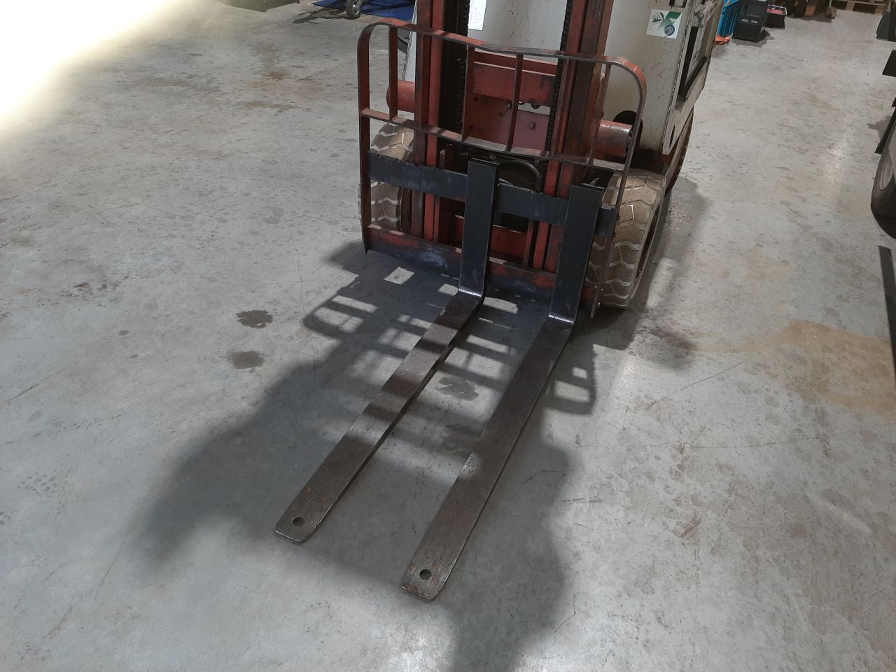 Nissan M01L15 1.5 ton hefhoogte 4 meter hefcapaciteit 1.5 ton