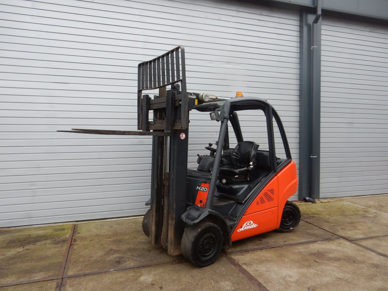 Nette Linde H20 Diesel triplo mast!!