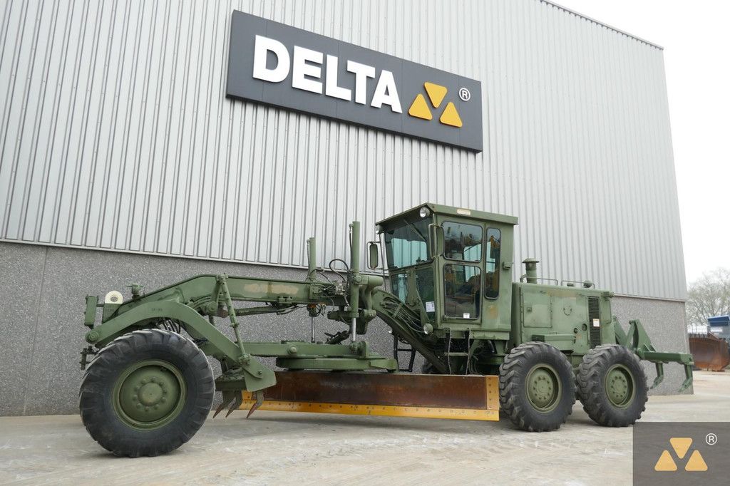 Caterpillar 130G Ex-army