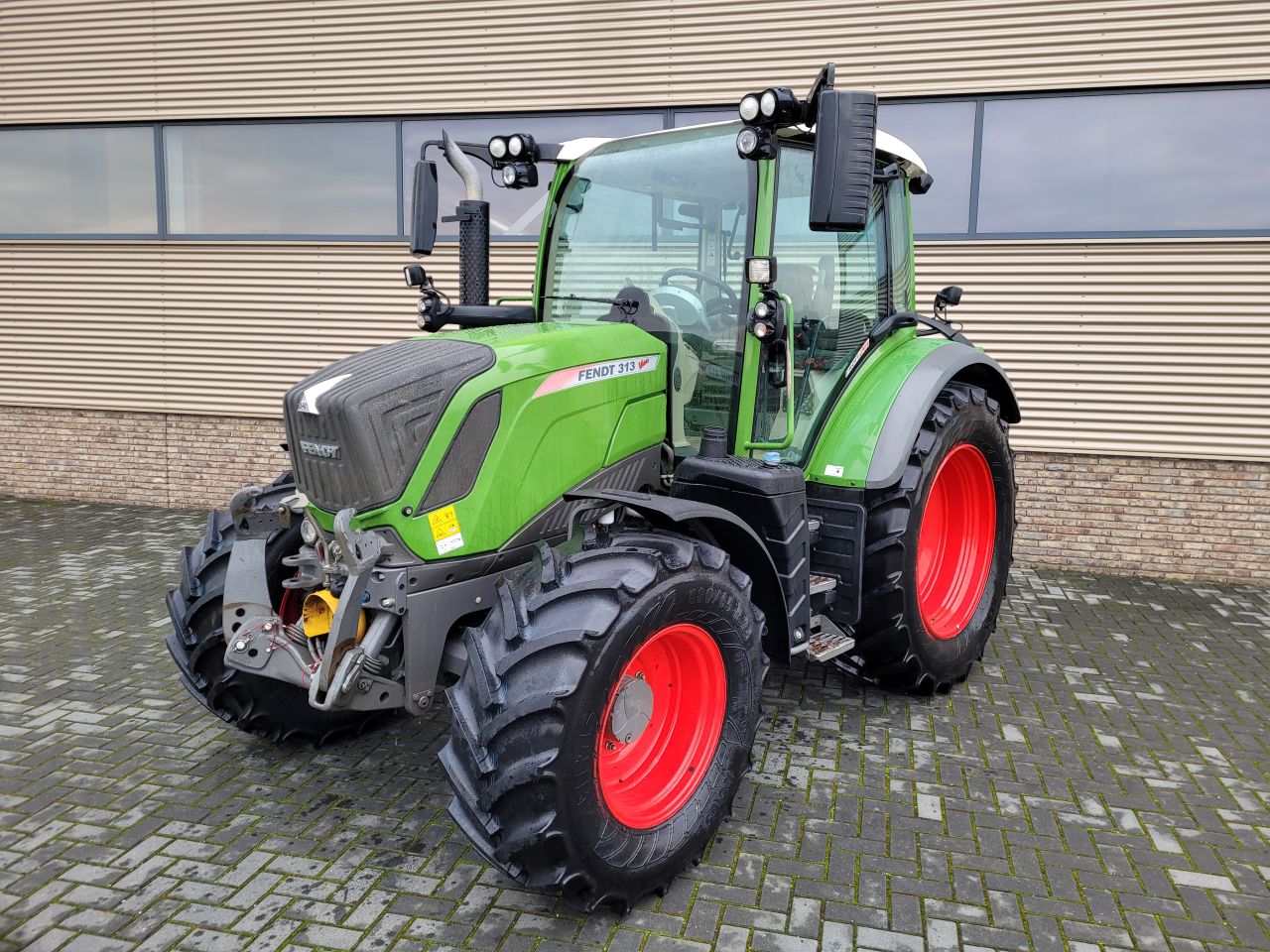 Fendt 313 vario s4 profi plus