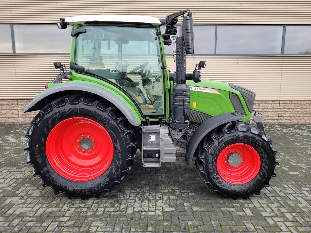Fendt 313 vario s4 profi plus