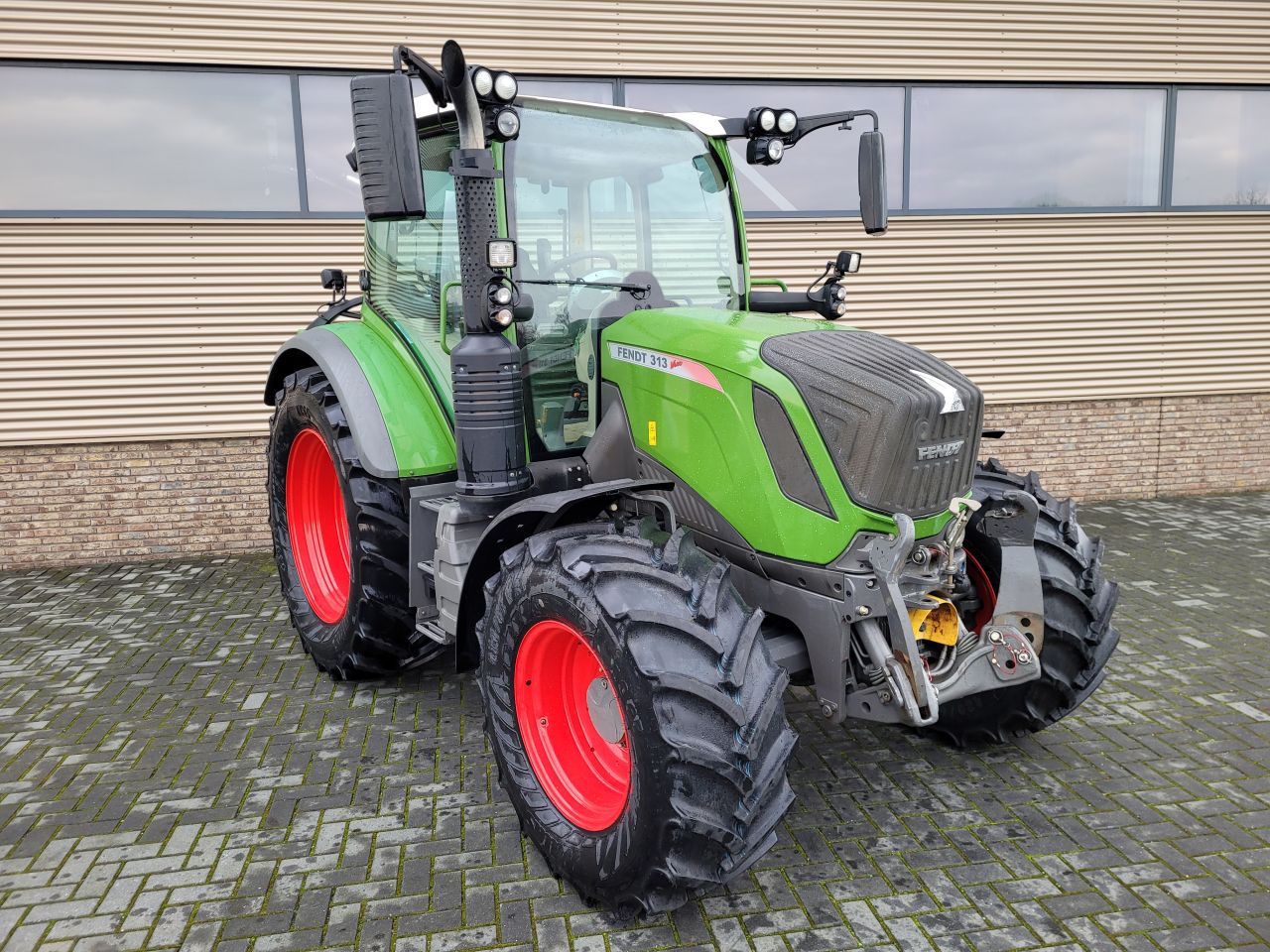 Fendt 313 vario s4 profi plus