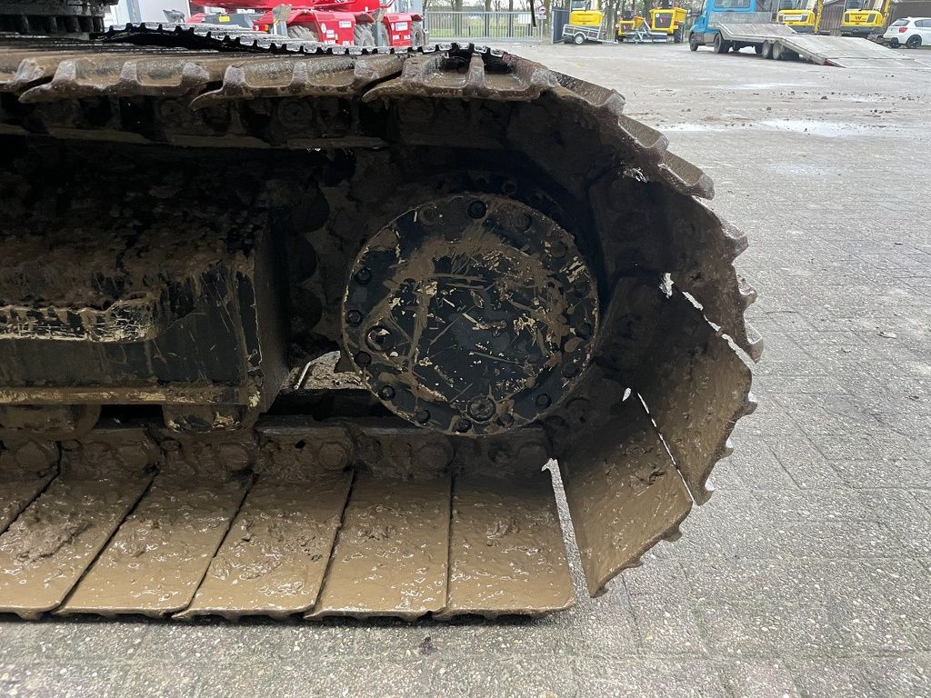 Caterpillar 320 NG rupsgraafmachine (GPS voorbereiding)