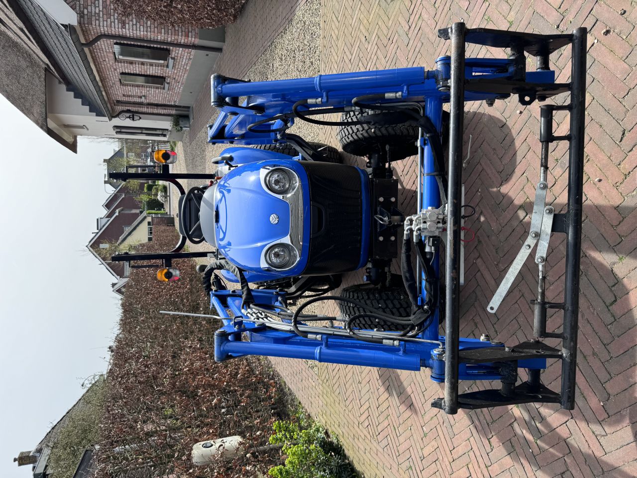 New Holland Boomer 25 Minitrekker HST Met Voorlader Als Nieuw