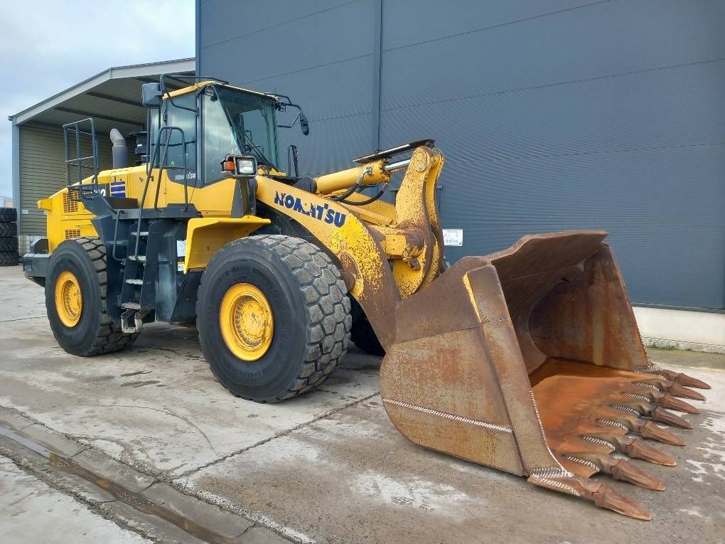 Komatsu WA500-7