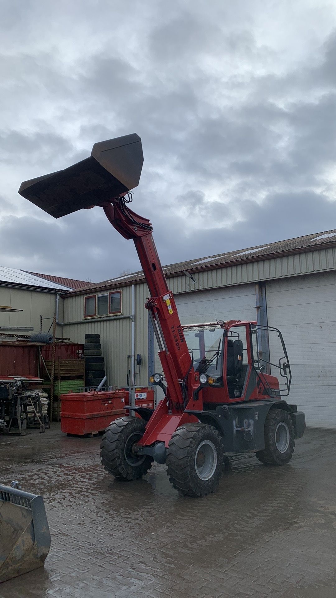 Taian TL2500 Wiellader met telescoopgiek