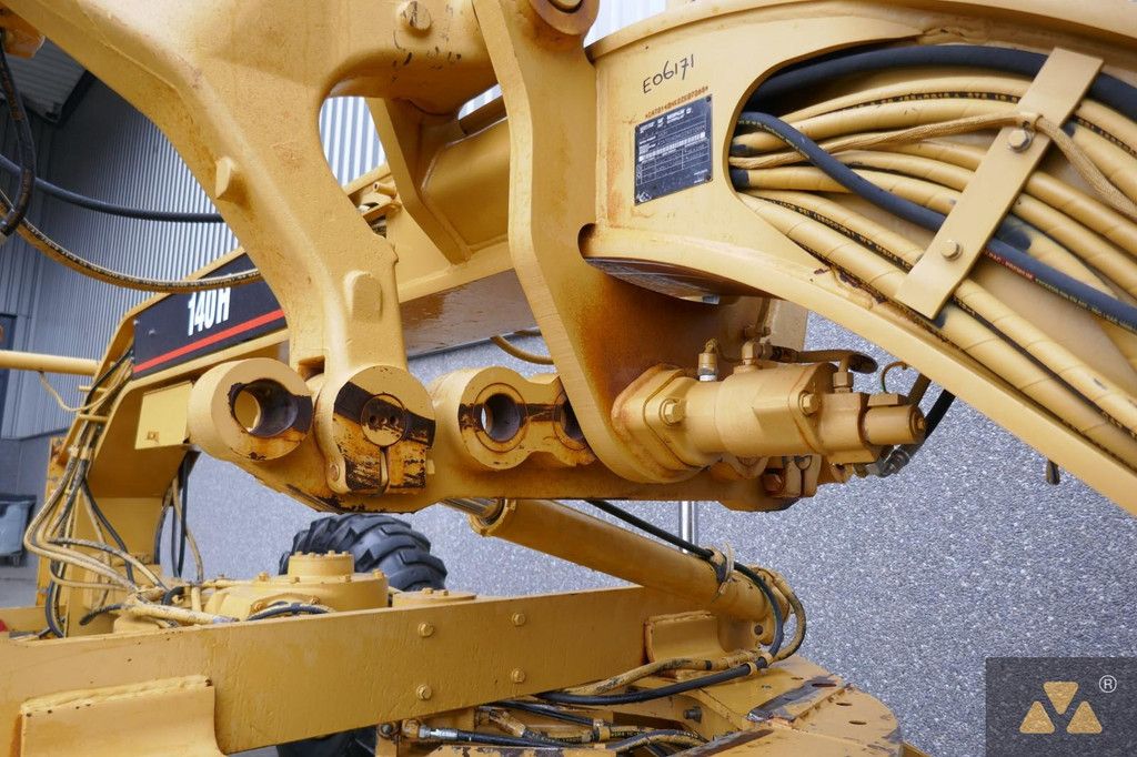 Caterpillar 140H Ex-army