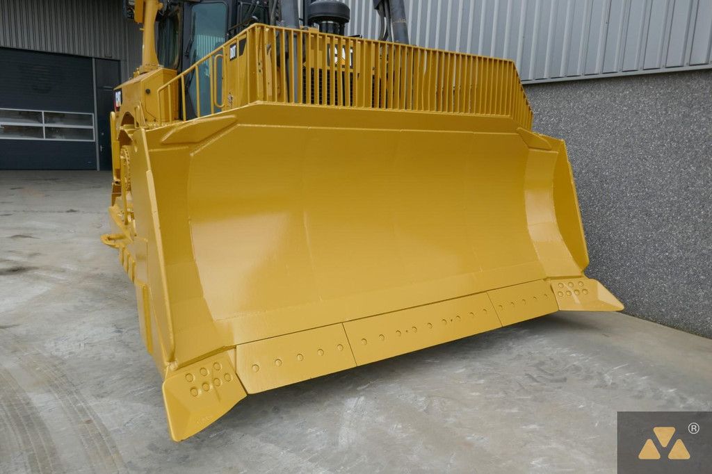 Caterpillar D8T