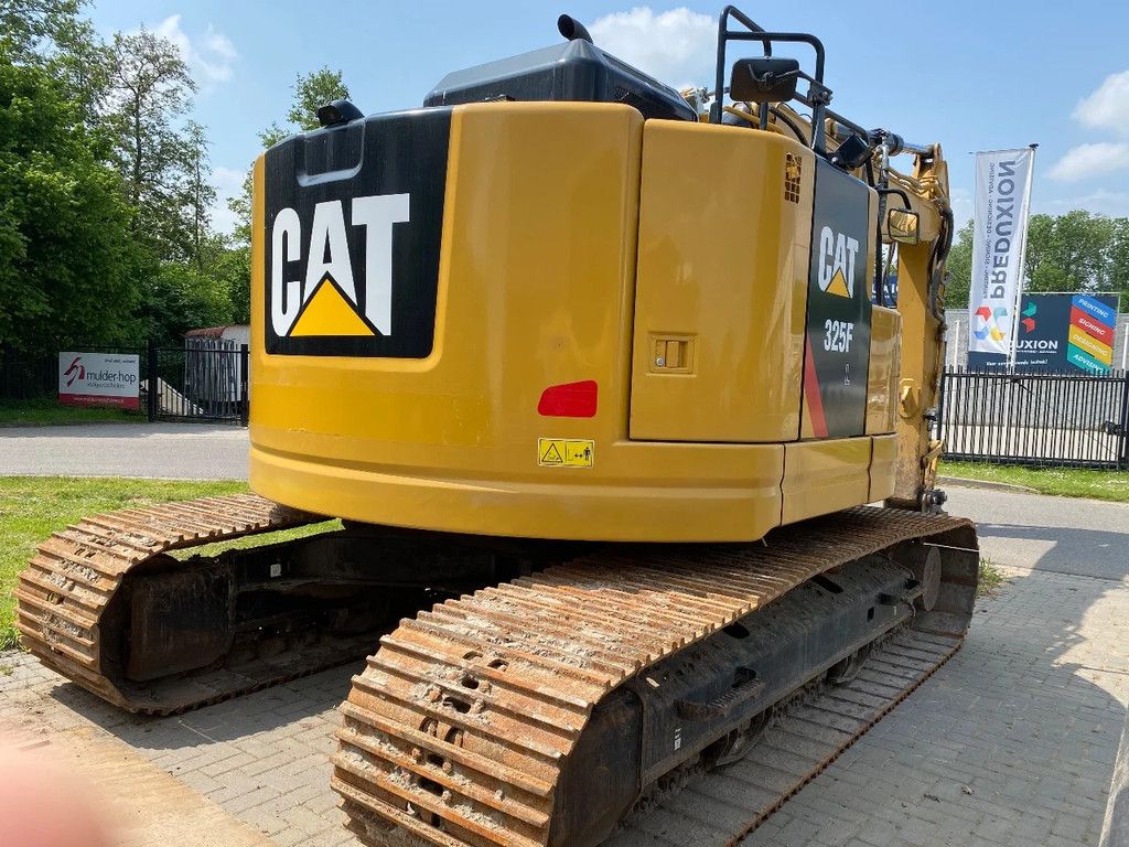 Caterpillar 325F
