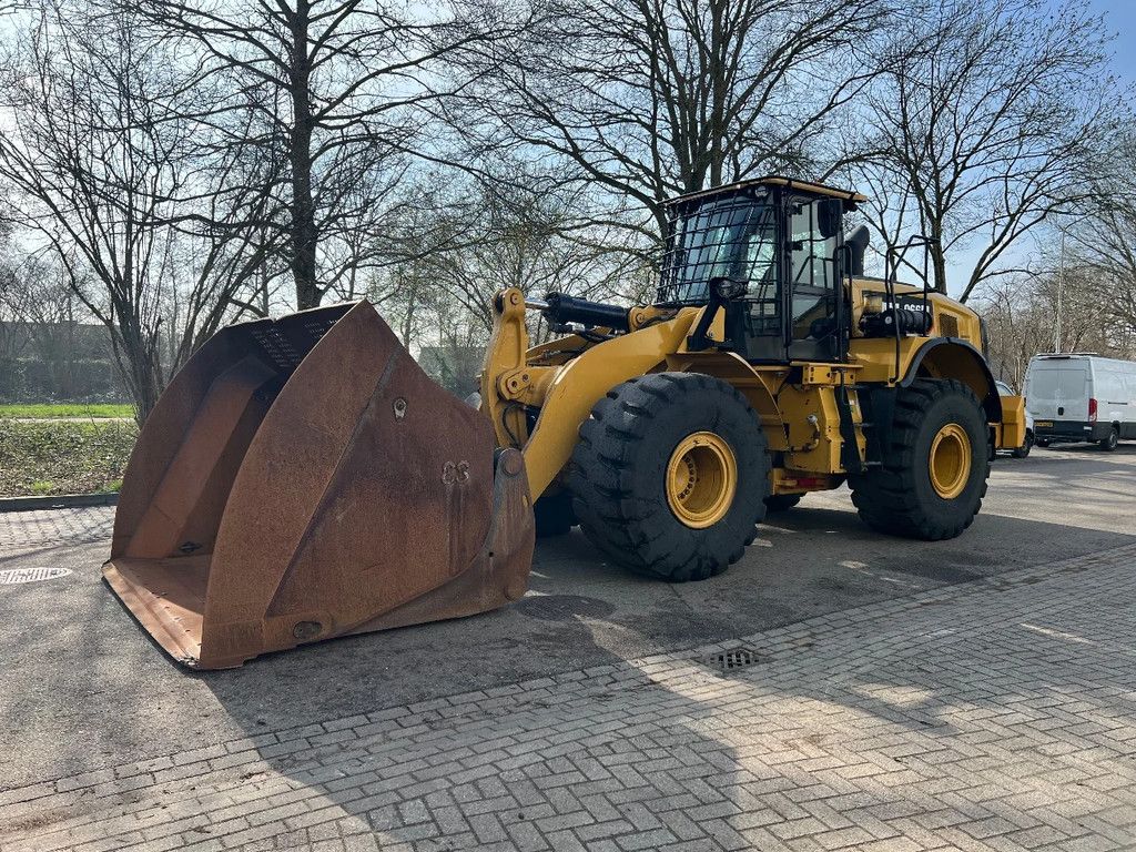 Caterpillar 966M Aggregate Handler Low Hours