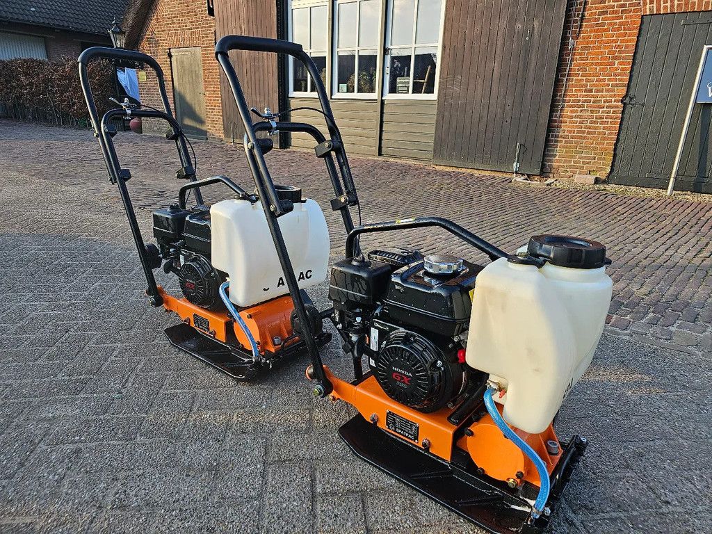 Wacker Spatpac Honda triplaat 65 kg new ongebruikt