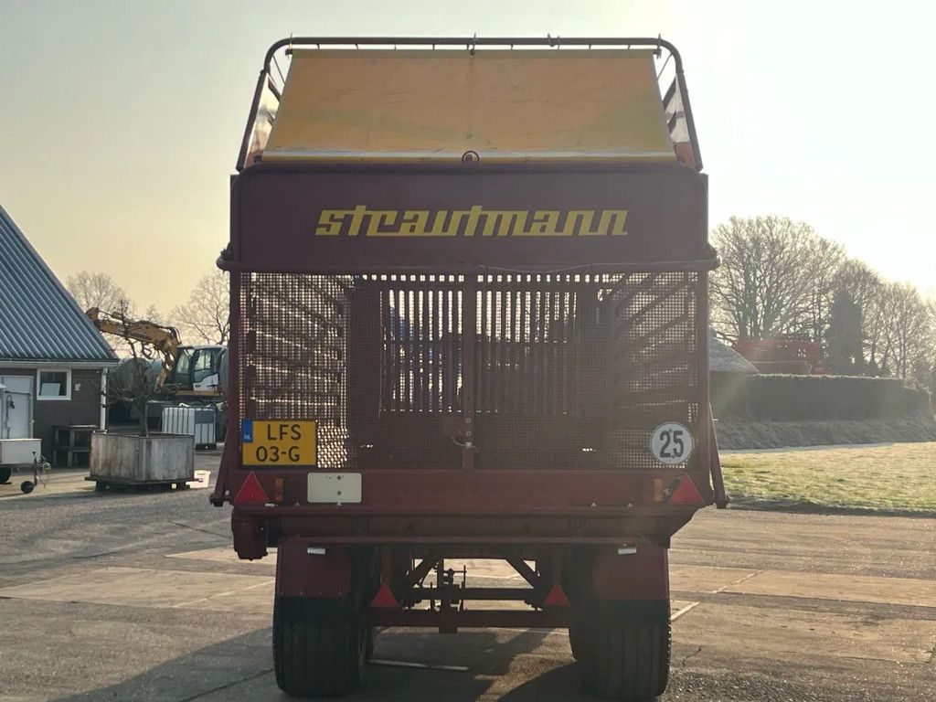 Strautmann Super vitesse 230 Opraapwagen Ladewagen stalvoeren