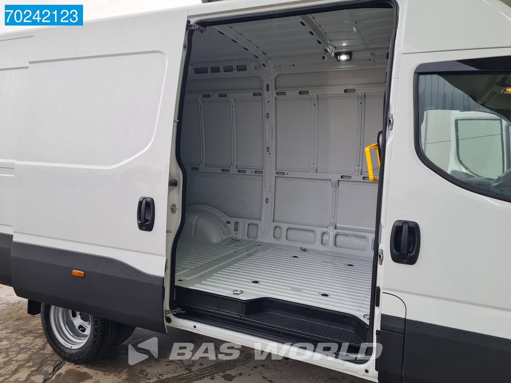 Iveco Daily 35C21 3.0L Automaat 2025 model Dubbellucht L2H2 LED ACC Navi Camera Parkeersensoren m3 Klima